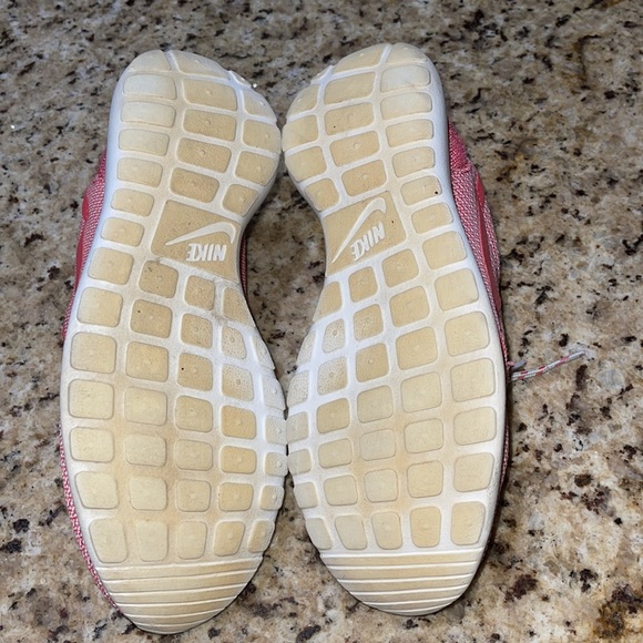 Nike Roshe - Picture 5 of 9